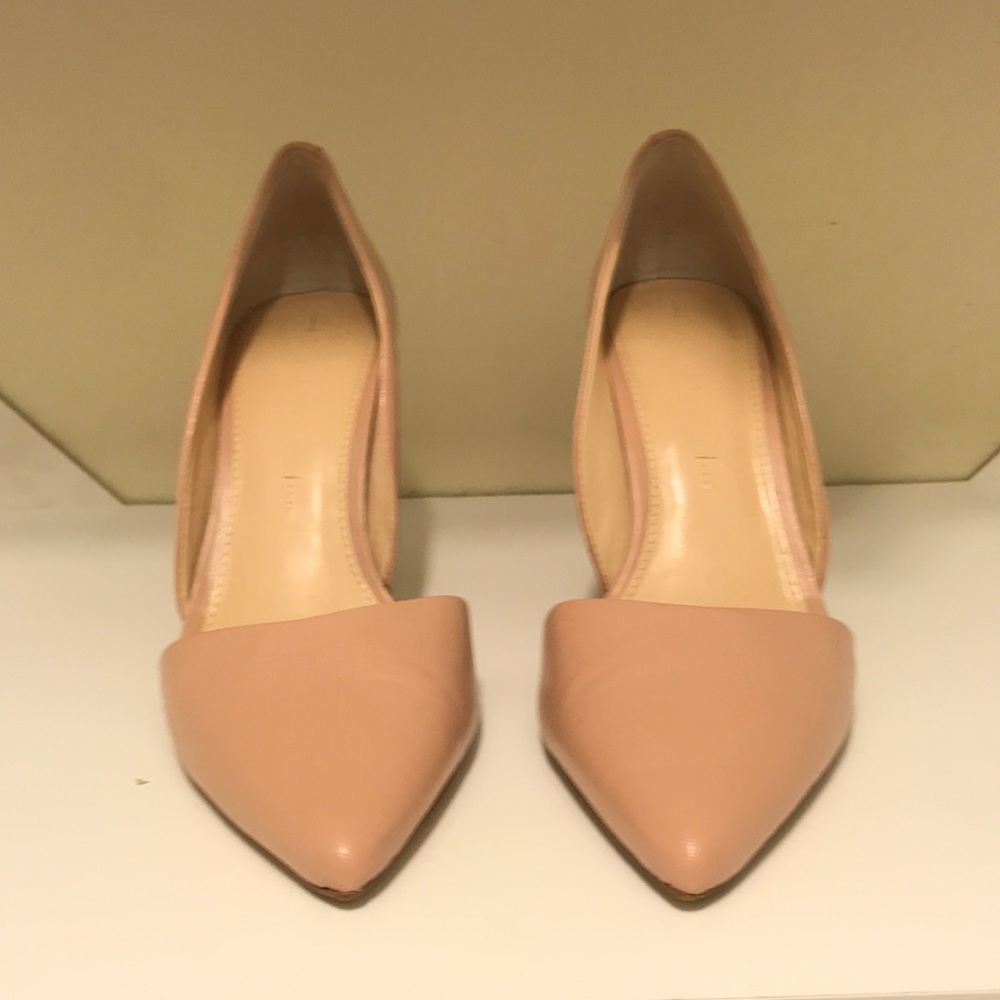 Banana Republic Nude heels